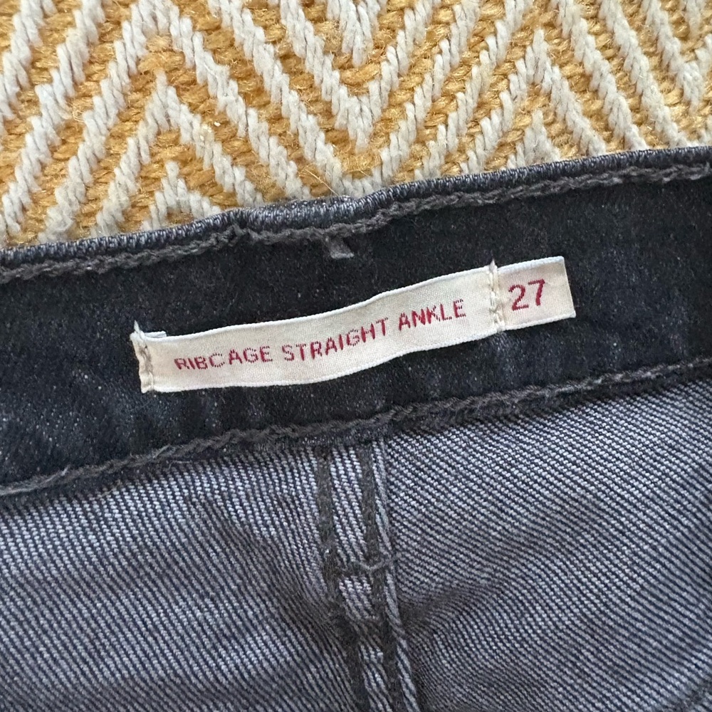 Levi Ribcage Jeans - Picture 3 of 5